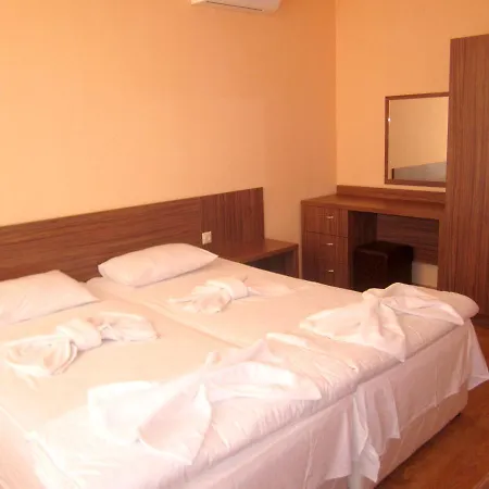 Hotel Coop Central Obzor Εξωτερικό φωτογραφία