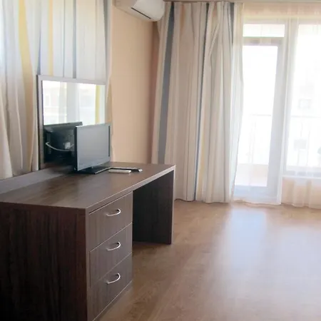 Hotel Coop Central Obzor Εξωτερικό φωτογραφία
