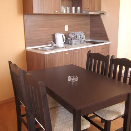 Hotel Coop Central Obzor Εξωτερικό φωτογραφία